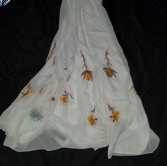 NASTY GAL Spring Summer Embroidered Maxi Dress NWT - Picture 2 of 5